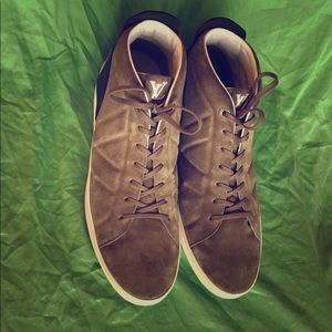 100% Authentic Loius Vuitton Men’s Sneakers